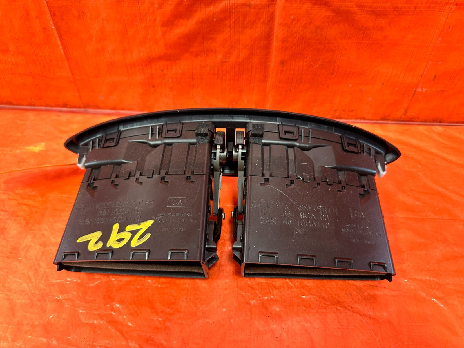 13 20 SUBARU BRZ   DASHOBOARD DASH BOARD CENTER AC VENT   OEM #2923