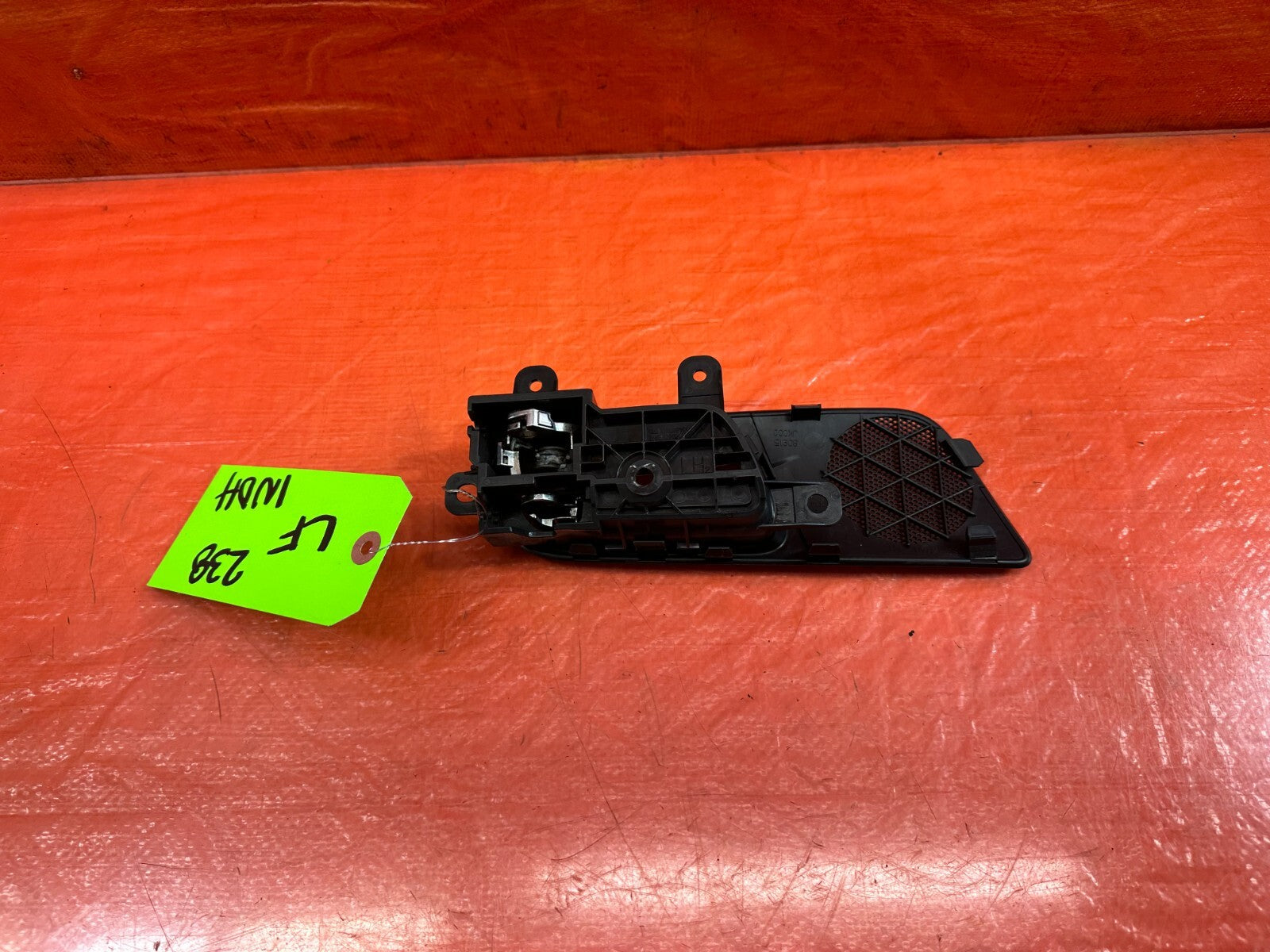 09 13 INFINITI G37 SEDAN DRIVER LEFT FRONT INTERIOR DOOR HANDLE   OEM #2384