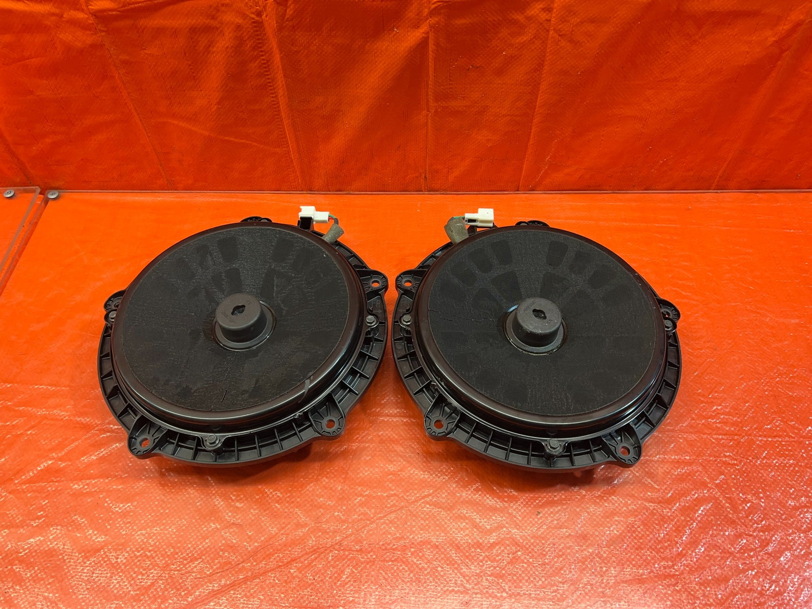 08 15 INFINITI G37 Q60   BOSE MODEL   FRONT DOOR SPEAKERS  LEFT & RIGHT OEM #1690