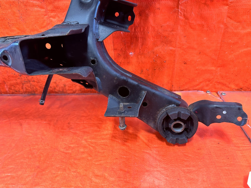 08 15 INFINITI G37 COUPE & CONVERTIBLE   REAR SUBFRAME CROSSMEMBER K FRAME   3292