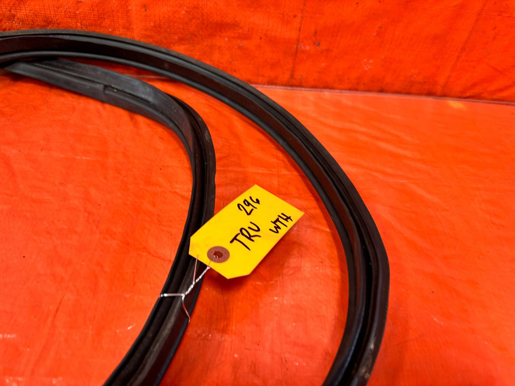 14 20 INFINITI Q50   REAR TRUNK WEATHER STRIP GASKET SEAL   OEM #2969