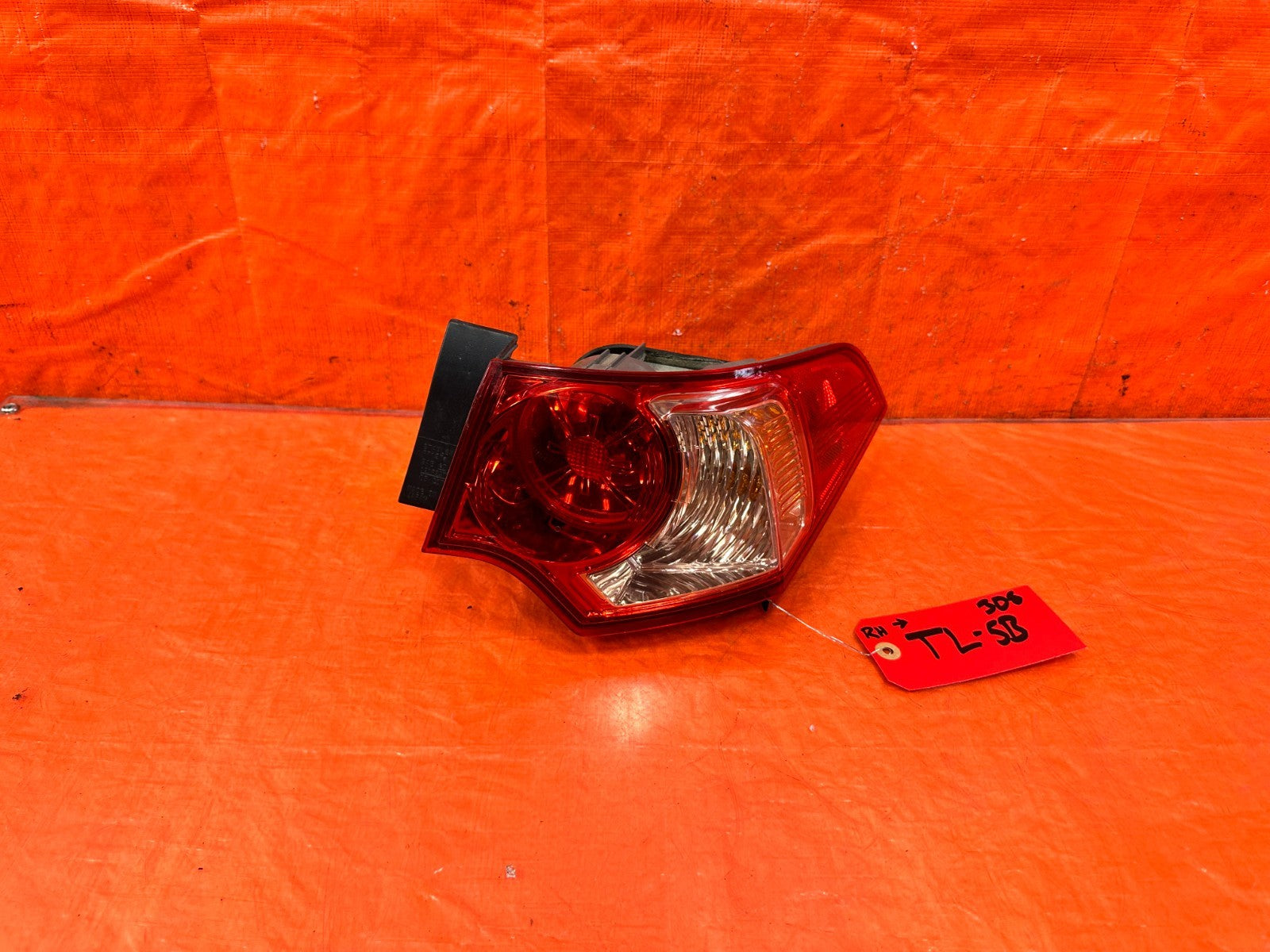 11 14 ACURA TSX   PASSENGER RIGHT TAIL LIGHT TAIL LAMP   OEM FACTORY OE 3050