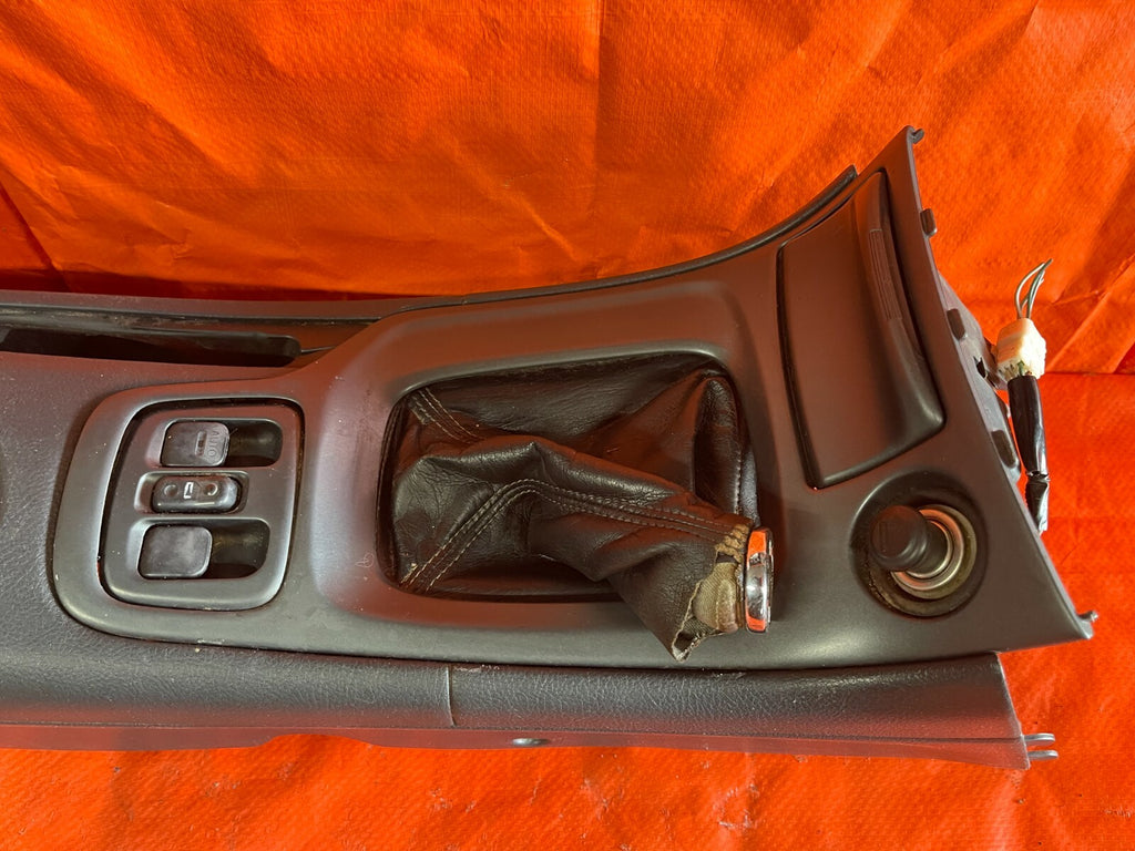 03 05 TOYOTA CELICA   STICK SHIFT / MANUAL   ARM REST CENTER SHIFTER CONSOLE OEM2