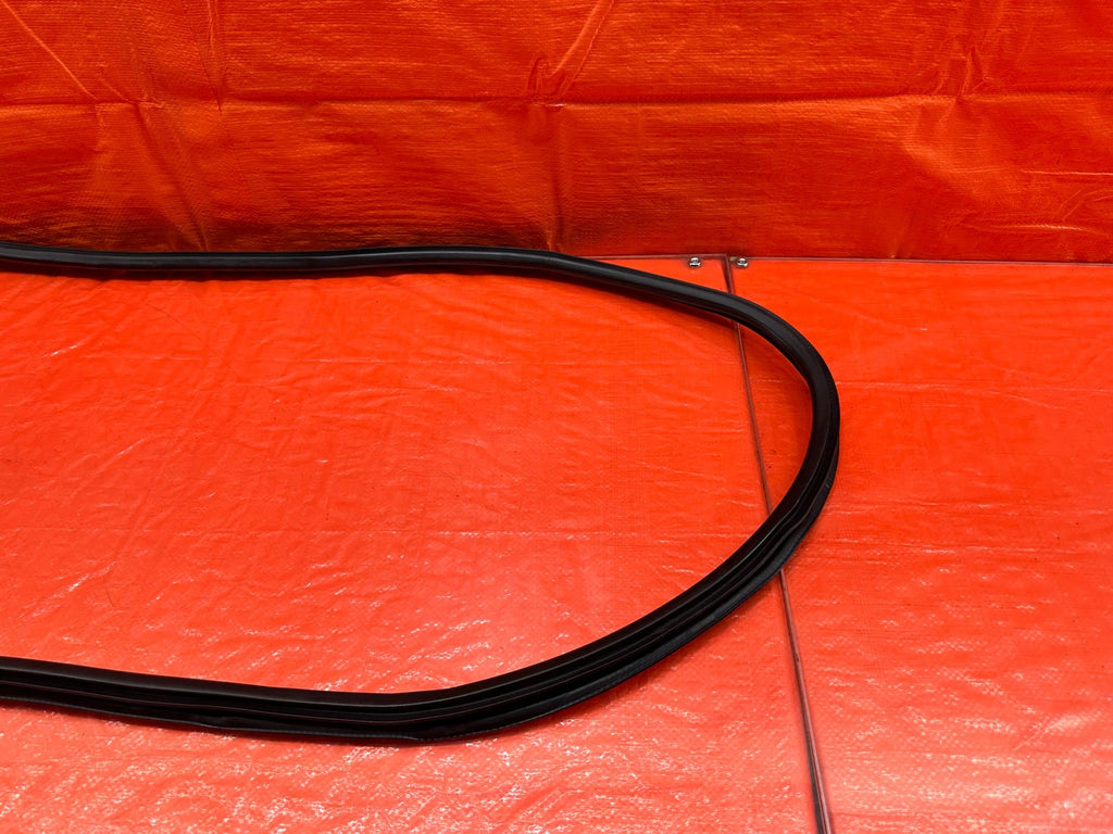14 20 INFINITI Q50 CHASSIS TO DOOR OPEN TRIM WEATHER STRIP RIGHT REAR   OEM #24210