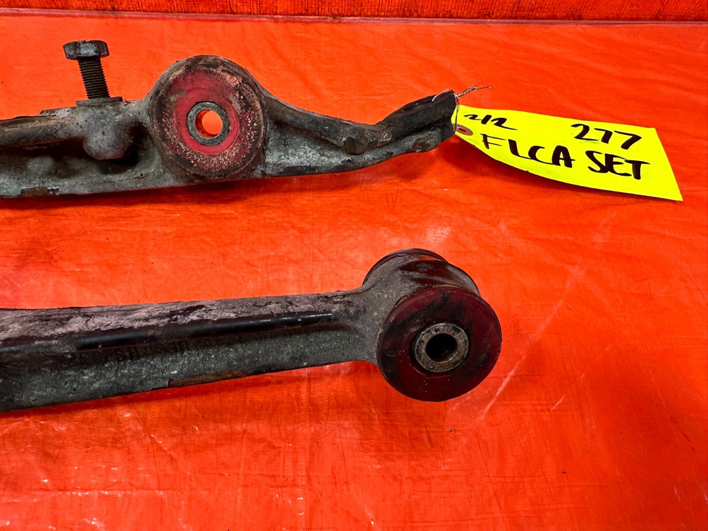 88 91 HONDA CRX   FRONT LOWER CONTROL ARM SET   LEFT & RIGHT ARMS    OEM #2776
