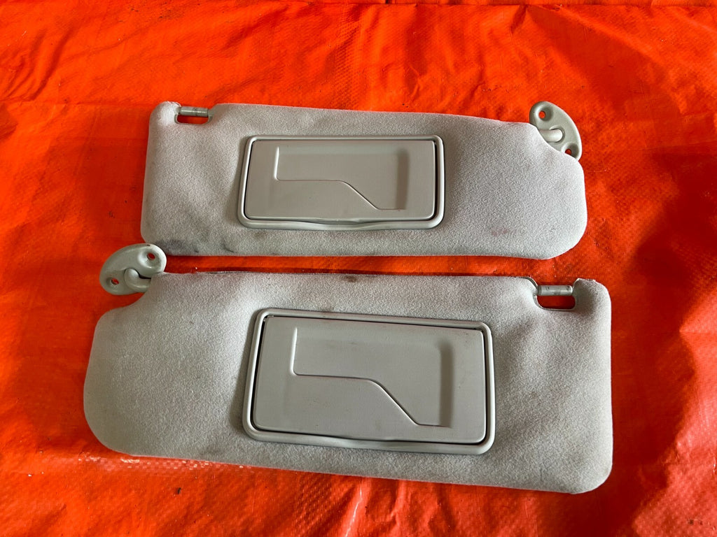 03 05 TOYOTA CELICA GT & GT S   W/ SUNROOF MODEL   SUN VISOR SET   VISORS   OEM7