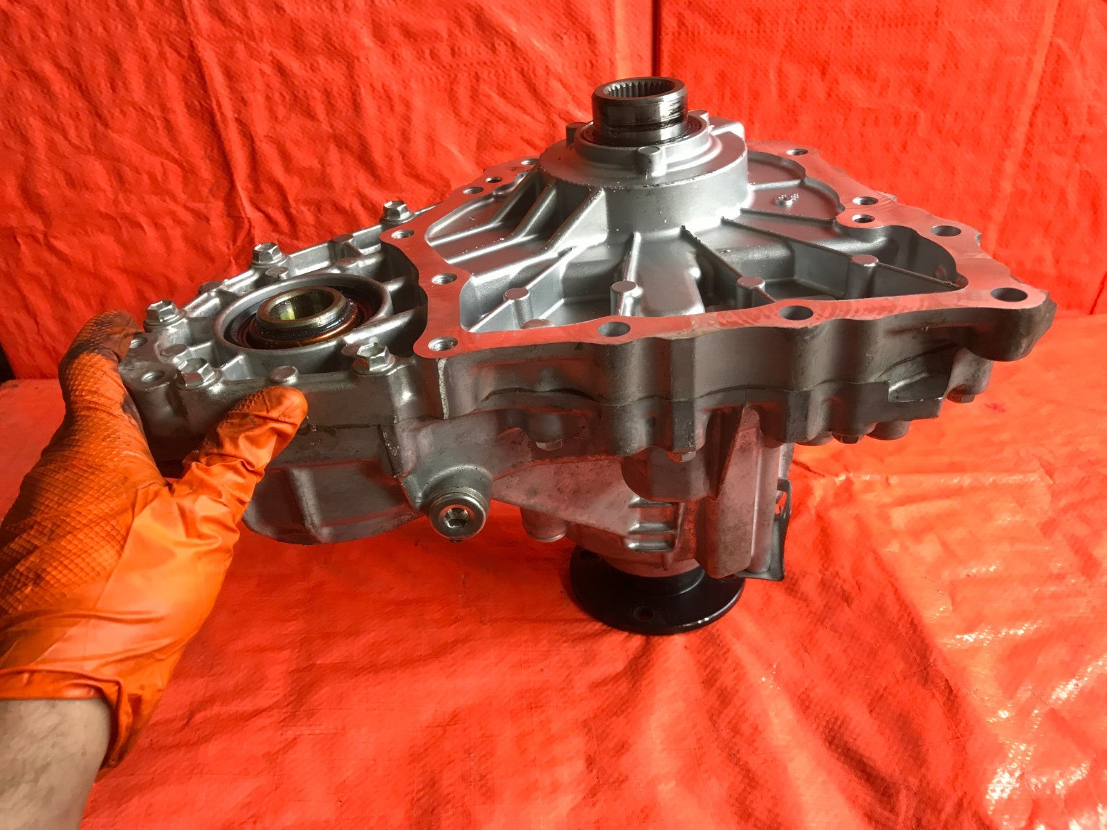 OEM 2017 17 INFINITI Q60 AWD 3.0L TT    TRANSFER CASE ASSEMBLY COMPLETE3