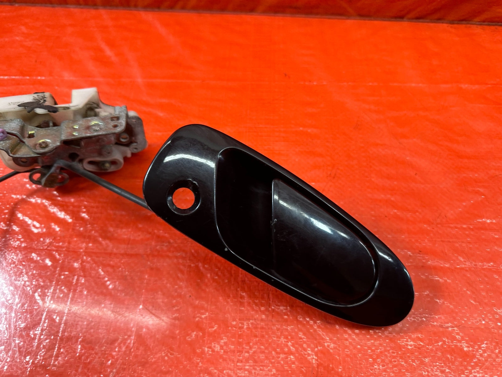 92 95 HONDA CIVIC SI HATCHBACK   PASSENGER RIGHT DOOR HANDLE W/ ACTUATOR OEM 1994