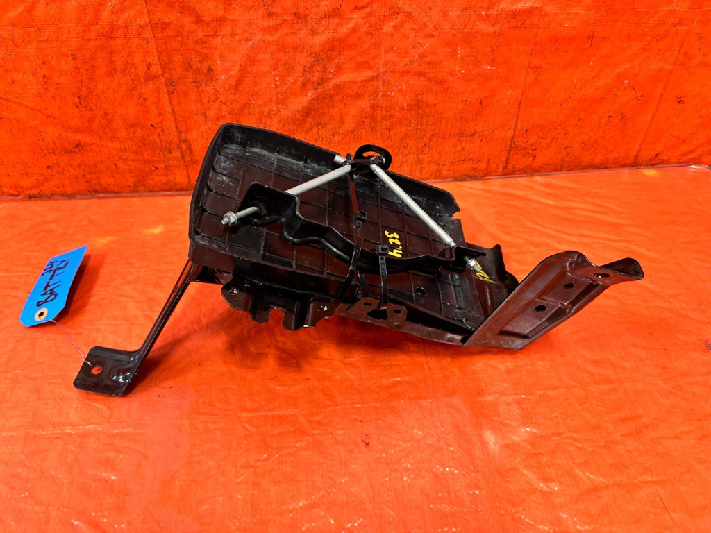 18 22 HONDA ACCORD 1.5L   BATTERY TRAY W/ LINER AND HARDWARE   COMPLETE OEM 3245
