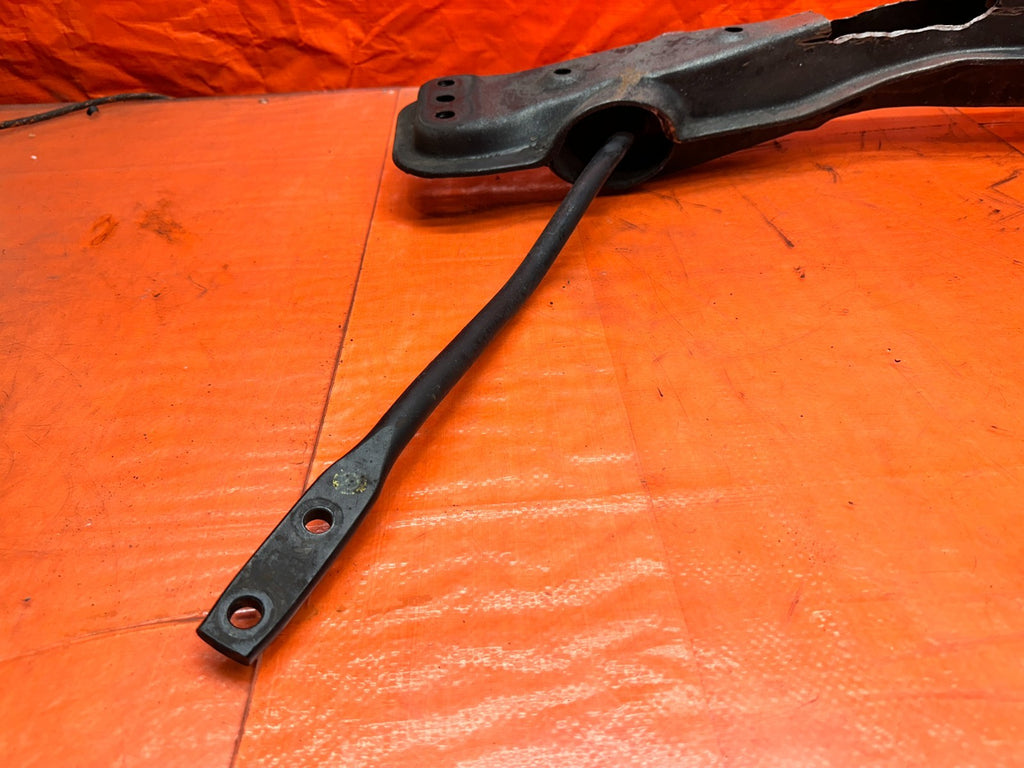 92 96 HONDA PRELUDE FRONT SUBFRAME CROSSMEMBER FRONT HALF W/ RODS   OEM #33210