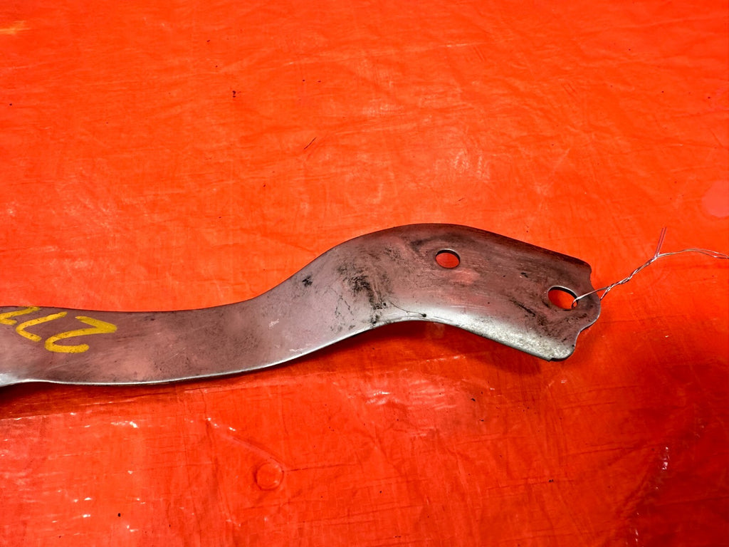 92 00 CIVIC   D16Z6 D16Y8   EXHAUST MANIFOLD HEADER MOUNTING 2725