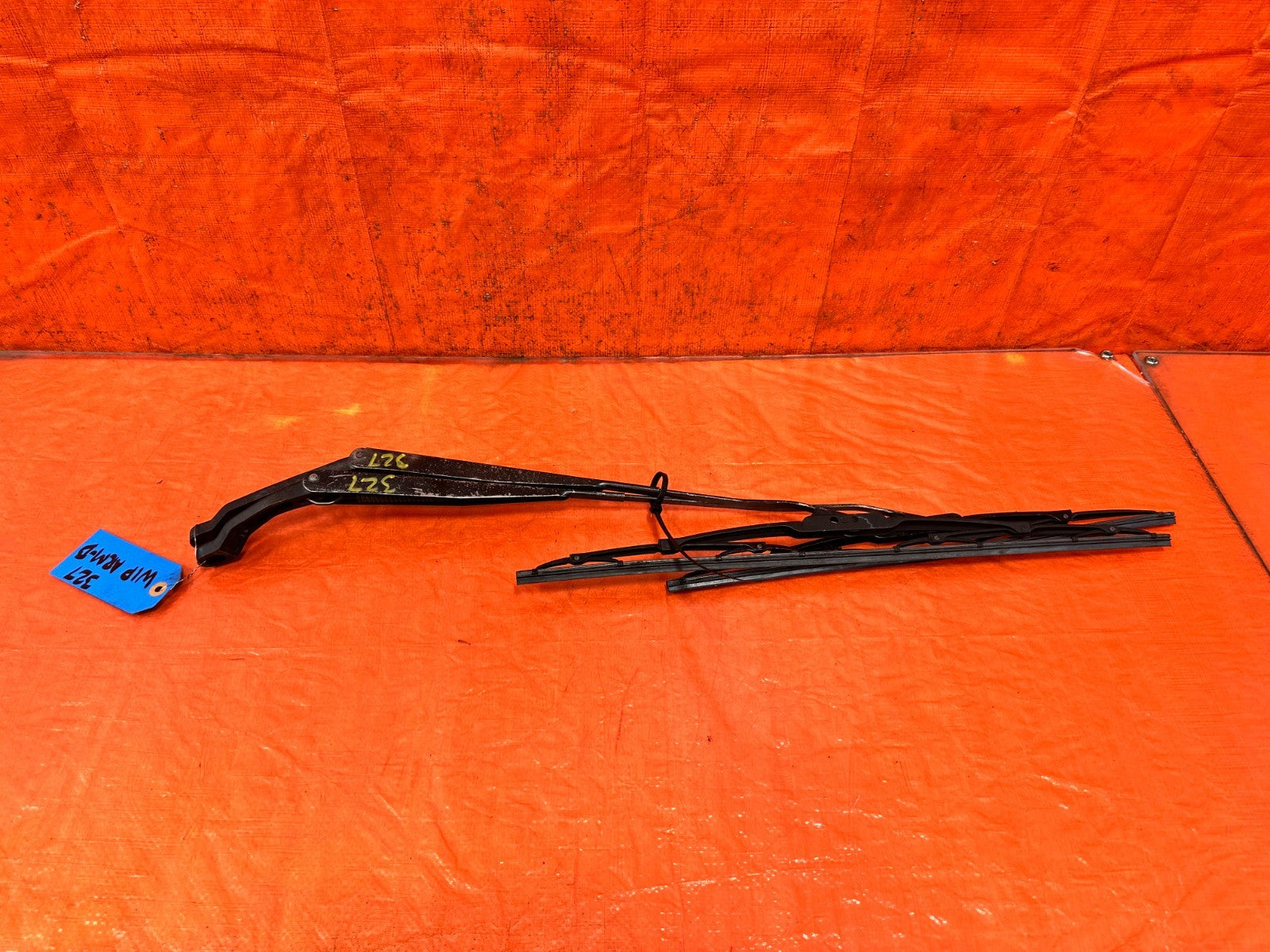 92 95 HONDA CIVIC   LEFT & RIGHT WINDSHIELD WIPER ARMS    OEM FACTORY #3278