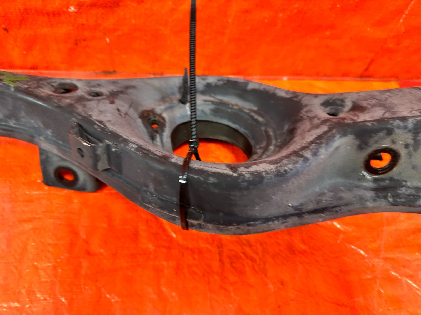 10 16 HYUNDAI GENESIS COUPE 3.8L DRIVER LEFT REAR LOWER CONTROL ARM OEM 3026