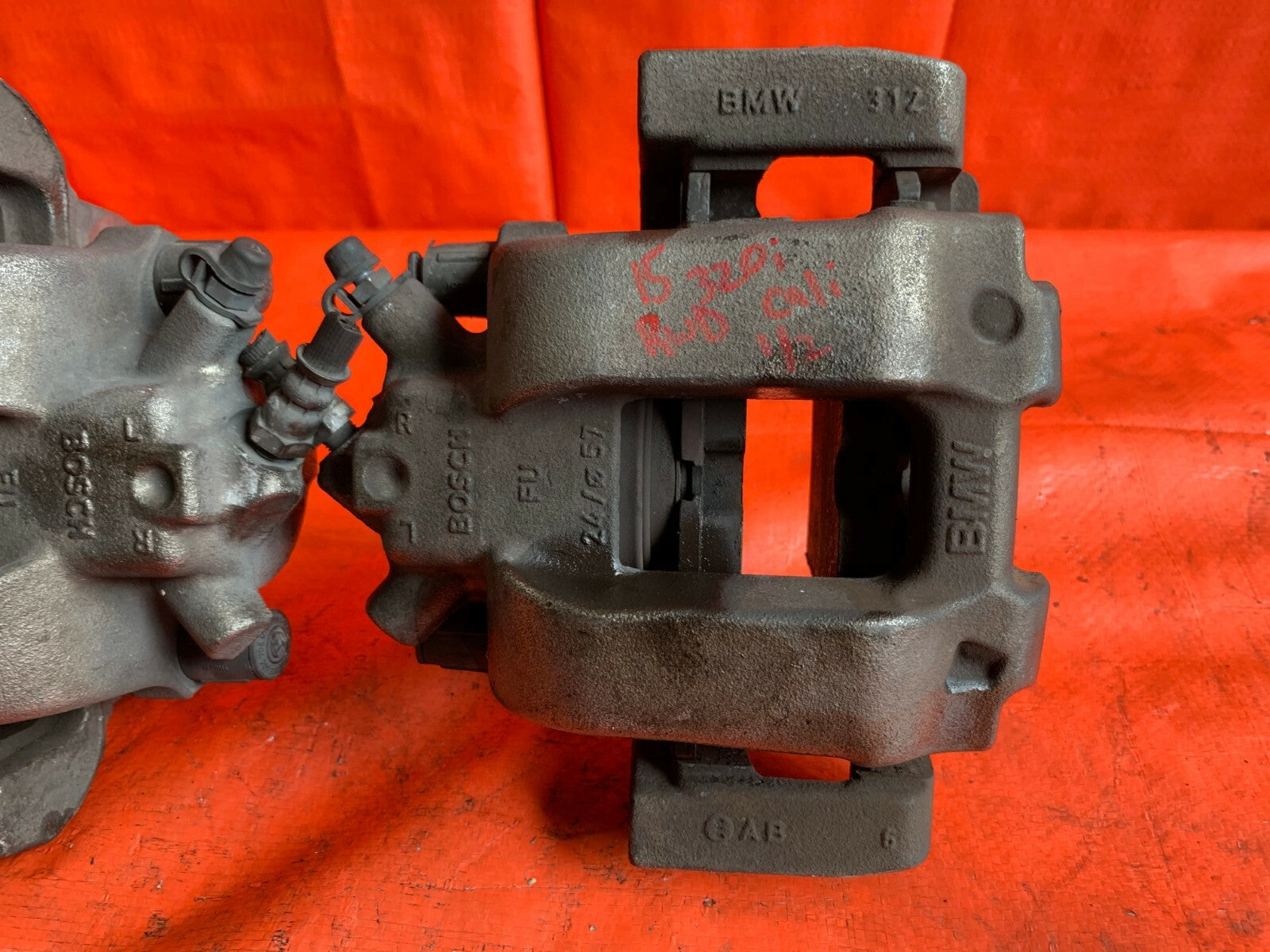 OEM 2015 BMW 320i RWD   FRONT BRAKE CALIPER SET   LEFT RIGHT CALIPERS 3