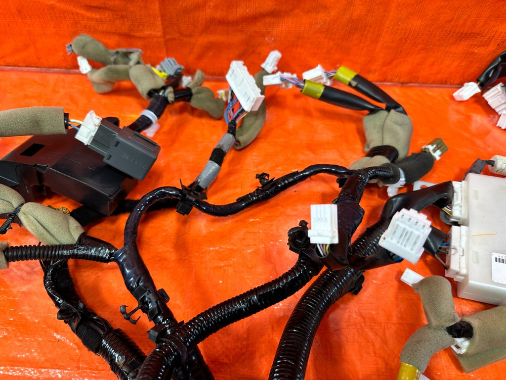 2013 13 INFINITI G37 S CONVERTIBLE   INTERIOR FIREWALL CABIN WIRING WIRE HARNESS16