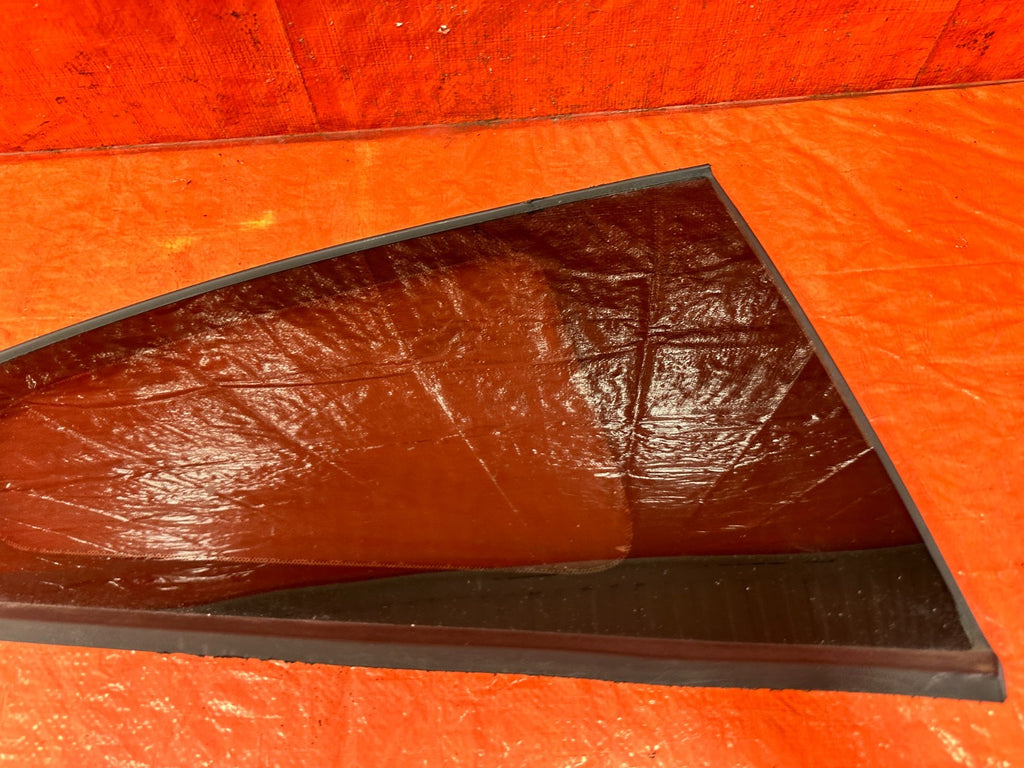 09 15 INFINITI G37 CONVERTIBLE   RIGHT REAR QUARTER VENT GLASS WINDOW OEM #3113