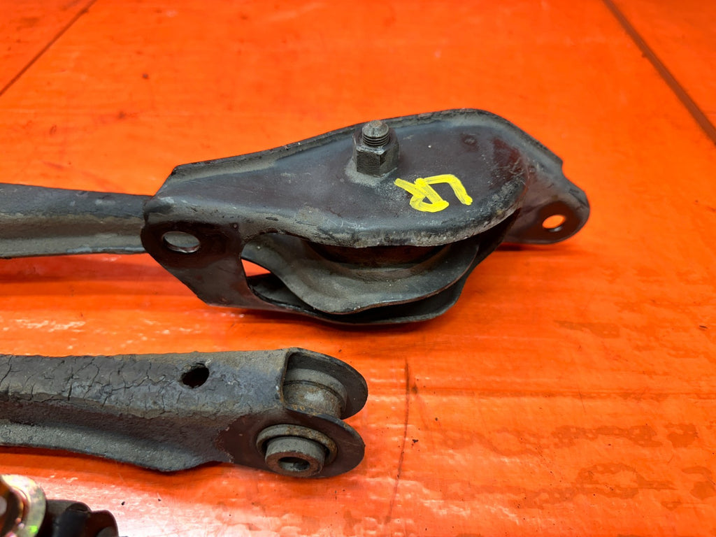 92 96 HONDA PRELUDE LEFT REAR CONTROL ARMS SET OEM FACTORY OE #3324
