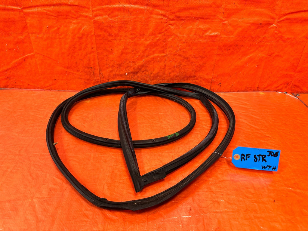 02 05 HONDA CIVIC SI EP3 HATCH   RIGHT   DOOR WEATHER STRIP TRIM SEAL GASKET 3080