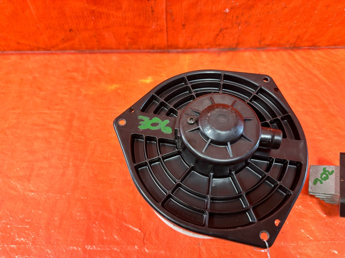 02-05 HONDA CIVIC SI EP3 HATCHBACK - AC BLOWER MOTOR W/ RESISTOR MODULE OEM #3062