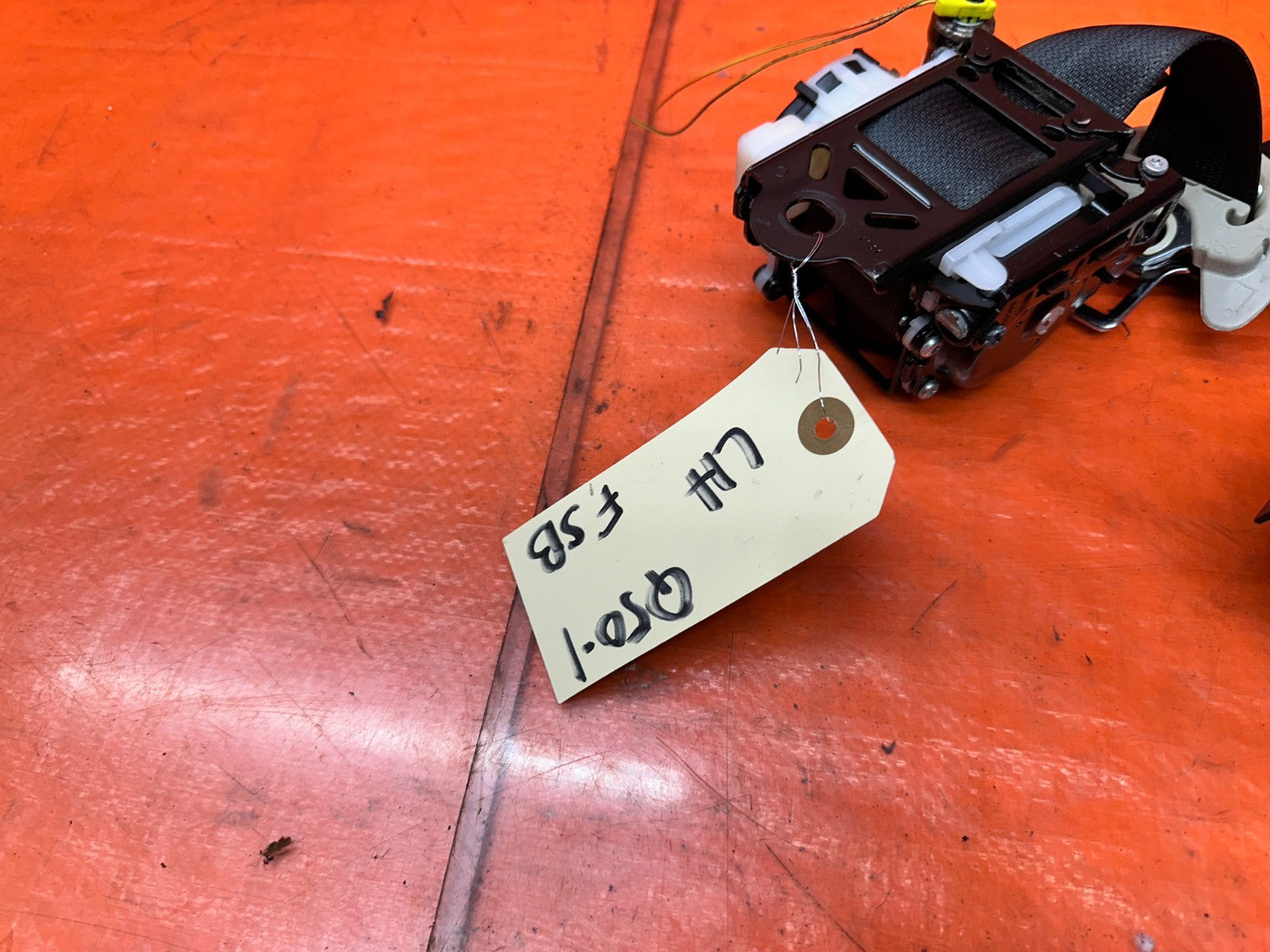 14-24 INFINITI Q50 4D 3.7L 3.0T LEFT FRONT DRIVER SEAT BELT RETRACTOR OEM #Q5011
