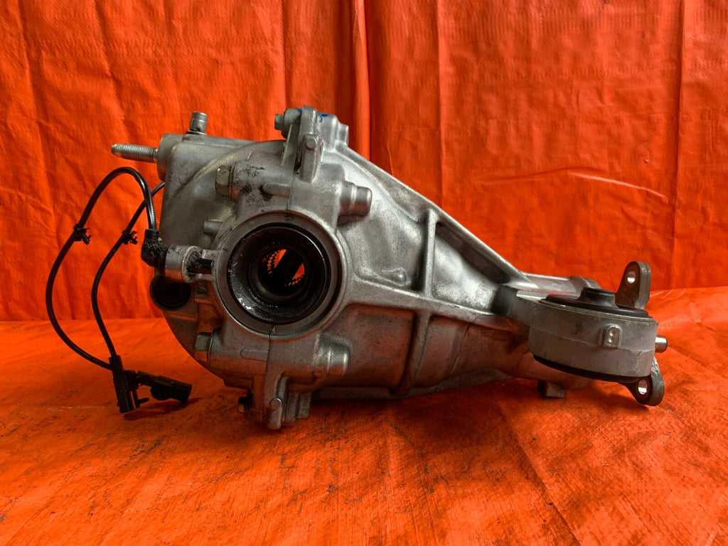 OEM 2016   2018 INFINITI Q50 REAR WHEEL DRIVE DIFFERENTIAL DIFF CARRIER PUMPKIN3