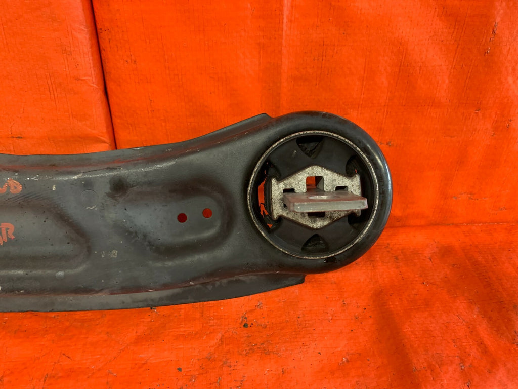 14 19 MERCEDES BENZ CLA 250   PASSENGER RIGHT REAR TRAILING CONTROL ARM   OEM OE3