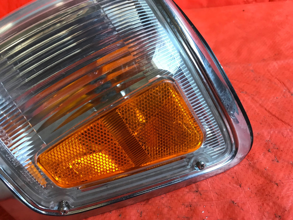 OEM 1994 94 TOYOTA 4RUNNER DRIVER LEFT CORNER LIGHT LAMP L LH3