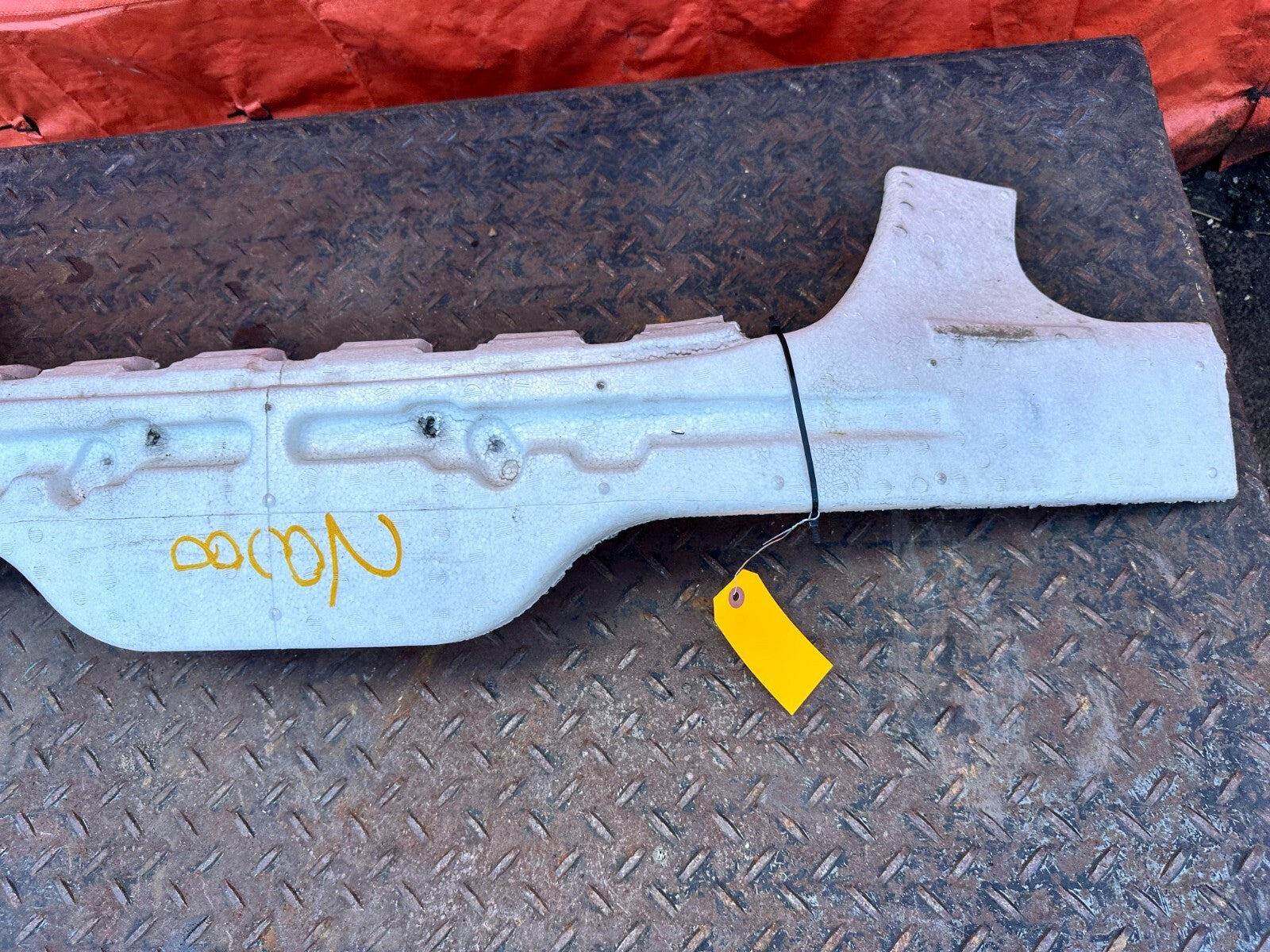 02 05 LEXUS SC430   FRONT BUMPER FOAM IMPACT ENERGY ABSORBER   OEM FACTORY #2883