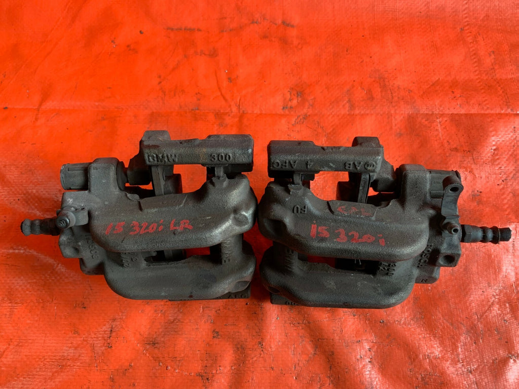 OEM 2015 BMW 320i RWD   REAR BRAKE CALIPER SET   LEFT RIGHT CALIPERS 5