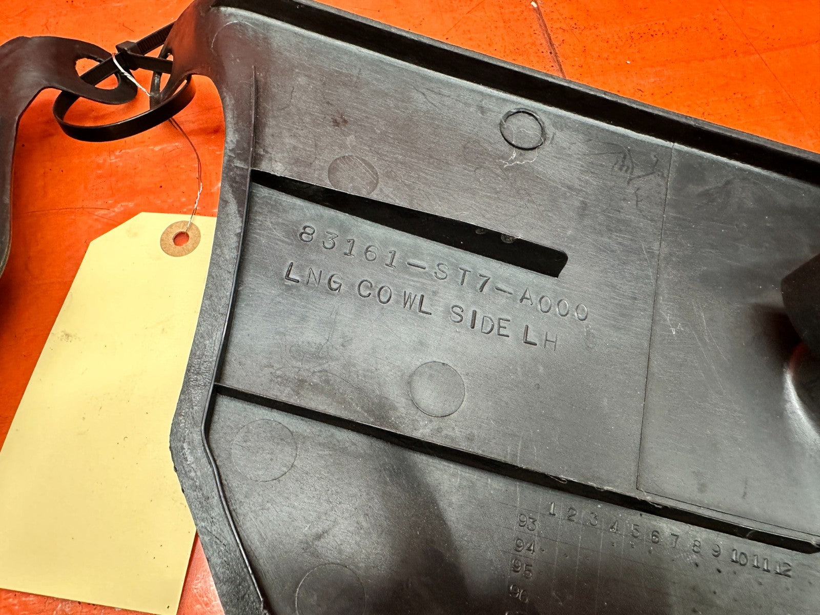 94 01 ACURA INTEGRA LEFT RIGHT INTERIOR KICK PANEL TRIM BLACK OEM #3318