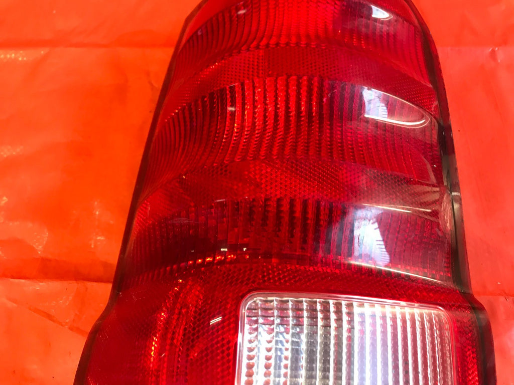 OEM 2001 2002 FORD EXPLORER 2 DOOR DRIVER LEFT TAIL LIGHT LAMP 1L2X 1385052