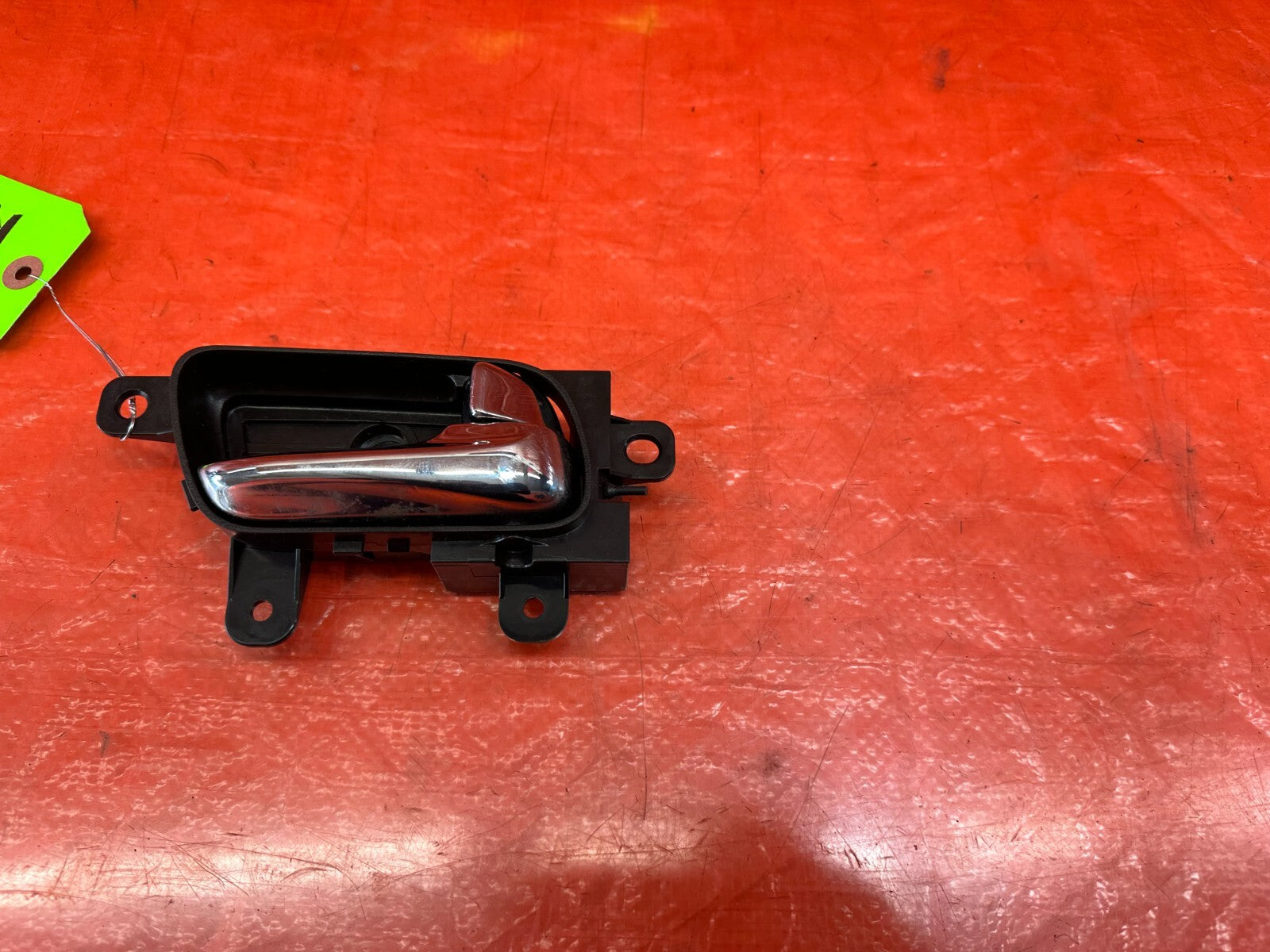 09 13 INFINITI G37 SEDAN PASSENGER RIGHT REAR INTERIOR DOOR HANDLE   OEM #2381