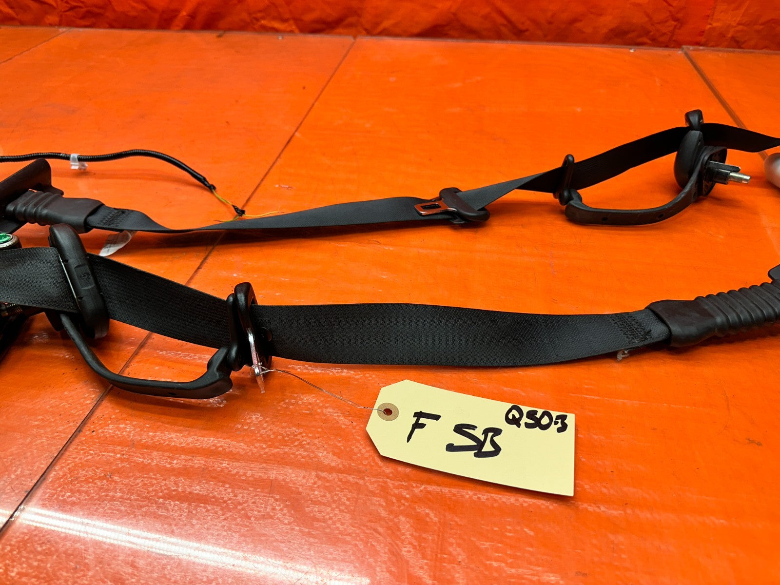 14 23 INFINITI Q50 LEFT & RIGHT FRONT SEAT BELTS SAFETY BELT BLACK OEM FACTORY 34
