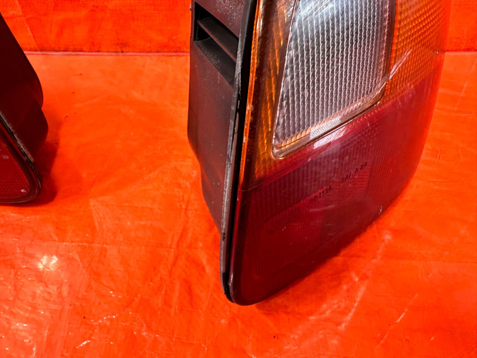 93 97 HONDA DEL SOL   LEFT AND RIGHT TAIL LIGHTS LAMPS   OEM FACTORY #2725