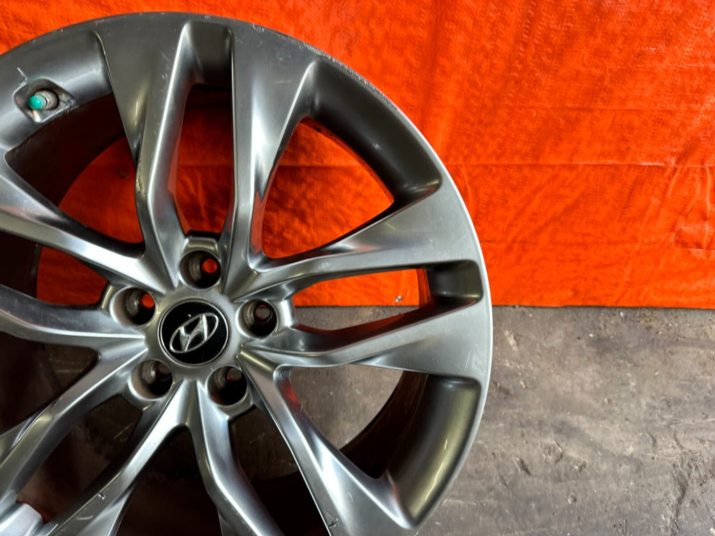 13 16 HYUNDAI GENESIS COUPE  REAR WHEEL RIM 19x8.5 +32   OEM FACTORY #289 33
