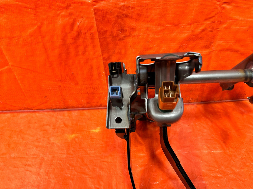 13 20 SUBARU BRZ   6 SPEED MANUAL PEDALS CLUTCH BRAKE   OEM FACTORY OE #2923
