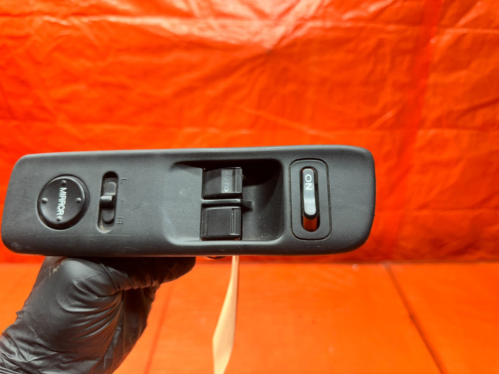 00 03 HONDA S2000 AP1 2.0L LEFT DRIVER MASTER DOOR POWER WINDOW SWITCH OEM 337 15