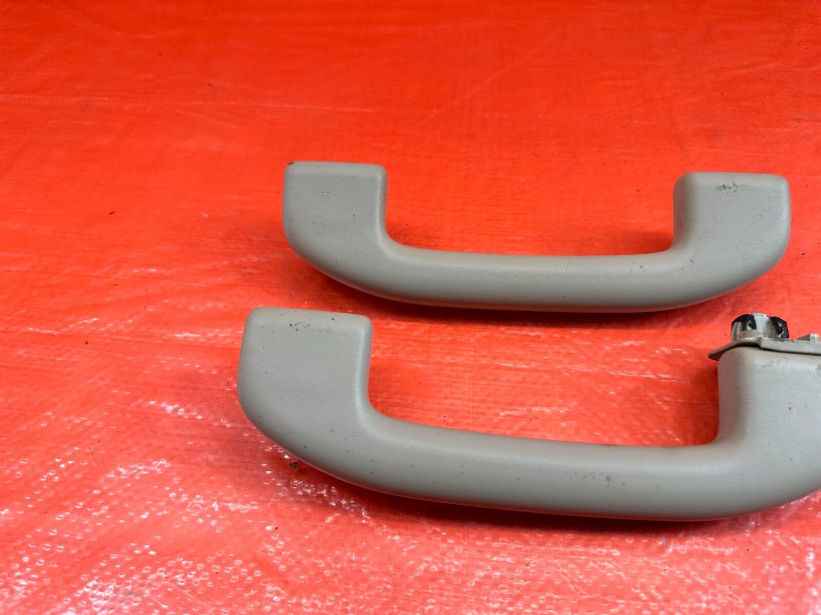 08 15 INFINITI G37 Q60 COUPE   INTERIOR GRAB HANDLES   LEFT & RIGHT   OEM #1907