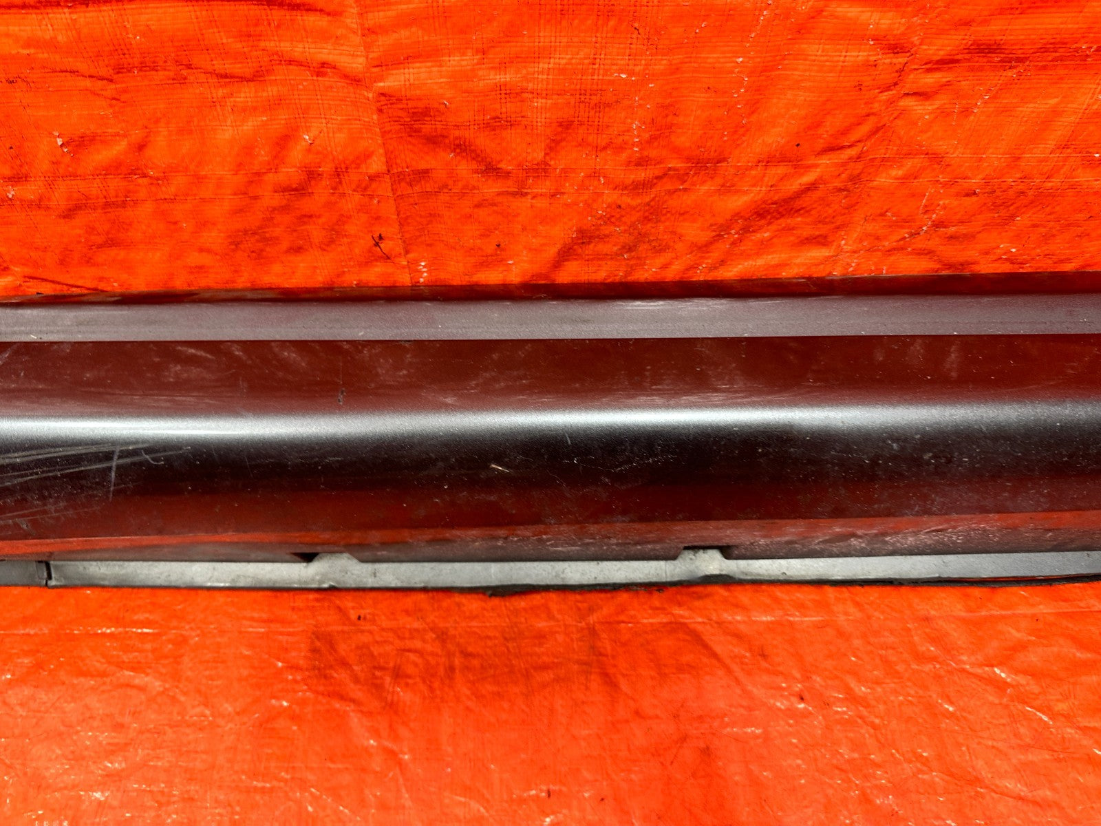 09 13 INFINITI G37 CONVERTIBLE   RIGHT SIDE SKIRT ROCKER MOLDING OEM #3107