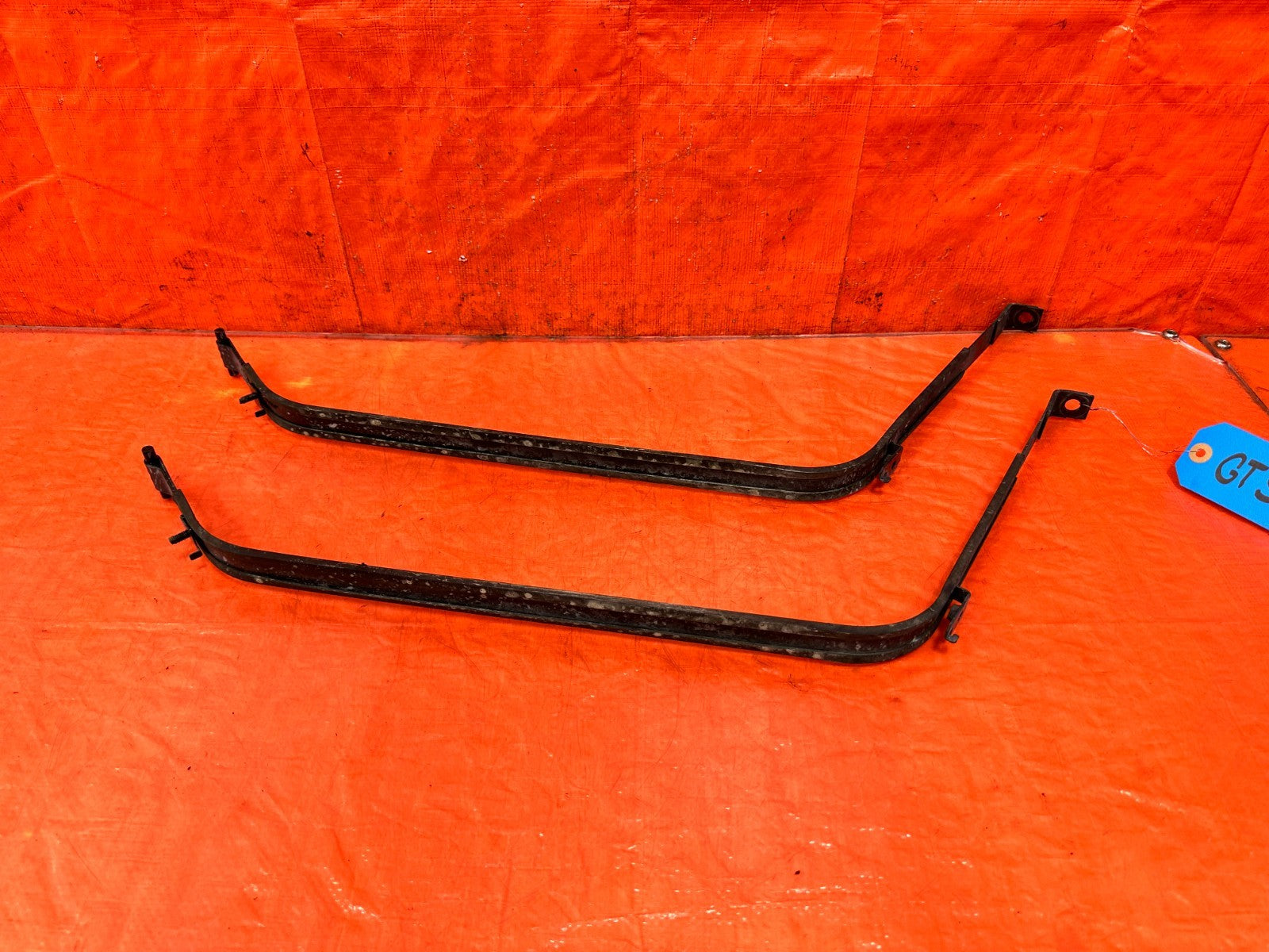 08 15 INFINITI G37 COUPE GAS GASOLINE FUEL TANK MOUNTING STRAPS BAND SET OEM 3101