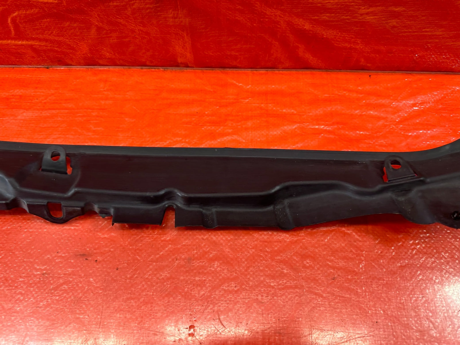 02 05 HONDA CIVIC SI EP3 HATCH PASSENGER RIGHT LOWER FENDER FAIRING TRIM OEM 2136