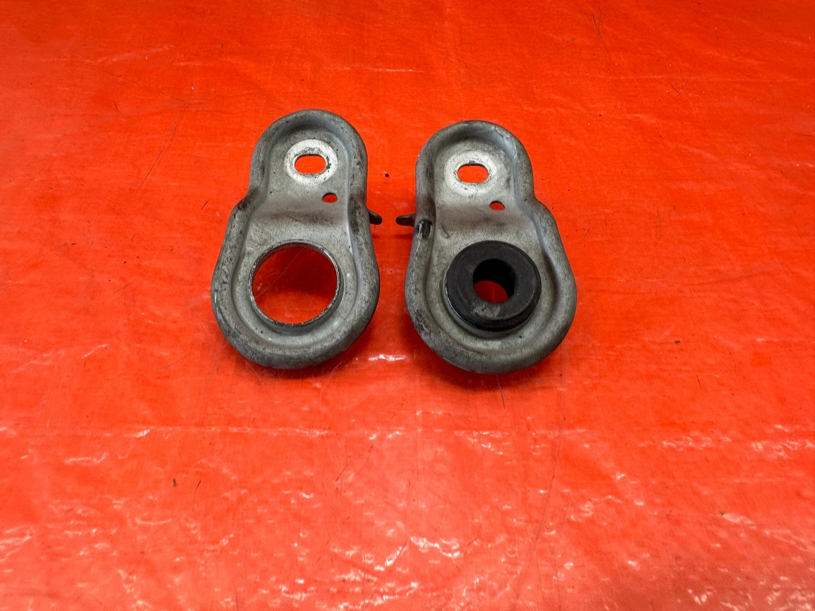 00 09 HONDA S2000   RADIATOR MOUNTING BRACKET SET LEFT & RIGHT OEM FACTORY #1975