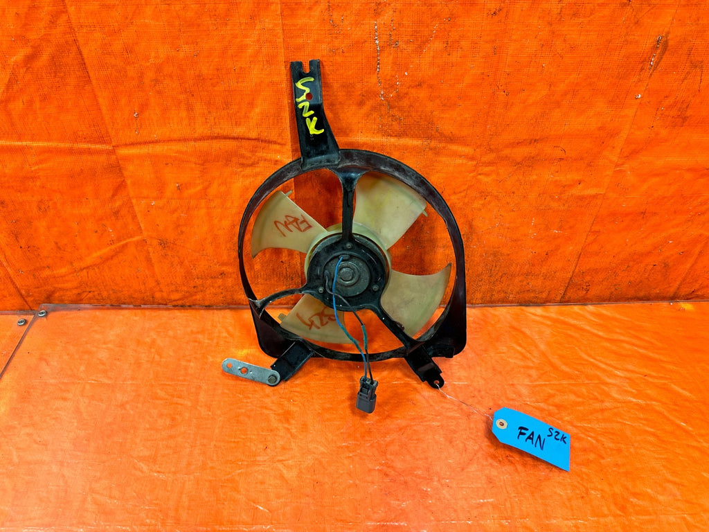 OEM 2001 01 HONDA S2000 AP1   HVAC AIR CONDITIONING AC CONDENSER COOLING FAN #S20