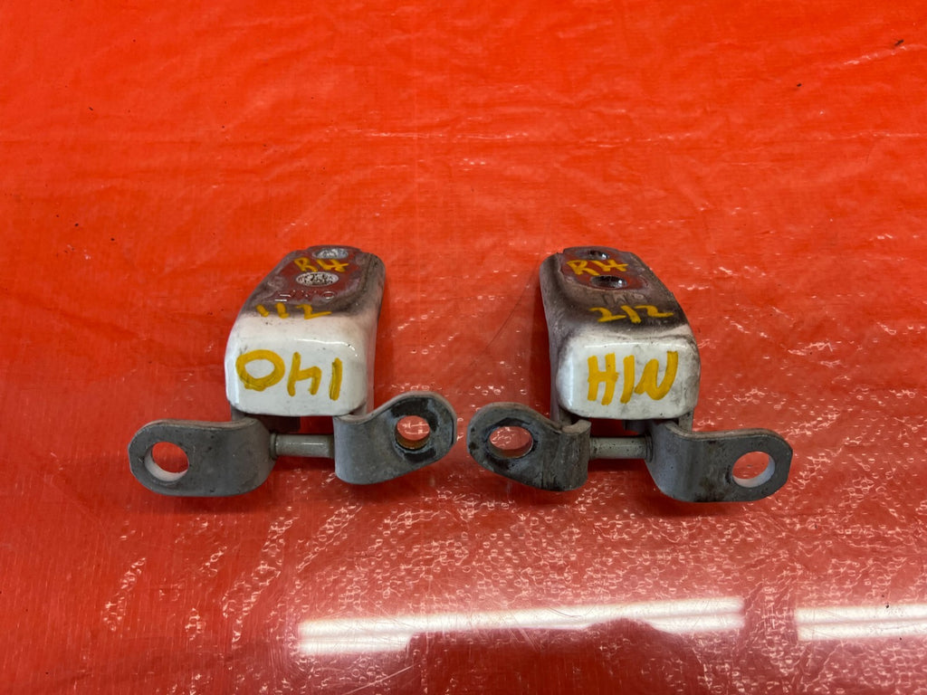 02 06 ACURA RSX   PASSENGER RIGHT FRONT DOOR HINGE SET UPPER LOWER   OEM #1408