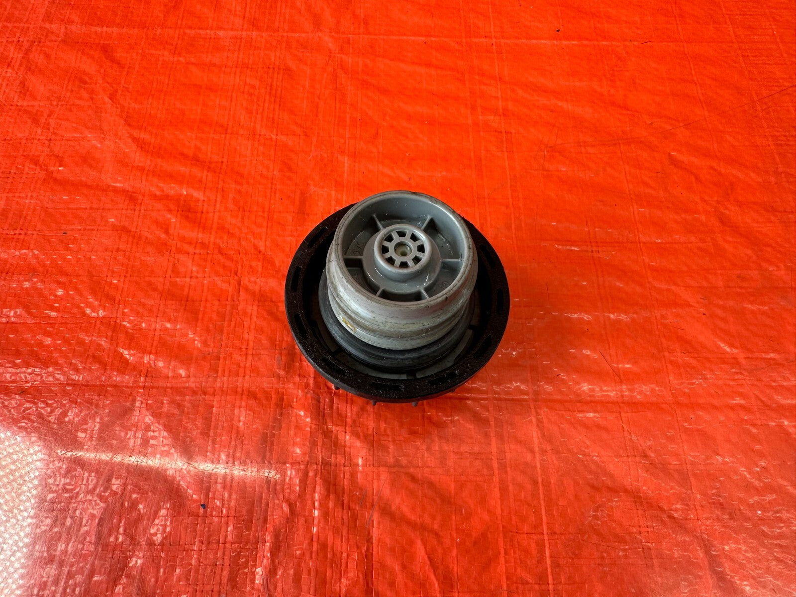 HONDA GAS CAP   92 00 HONDA CIVIC   93 97 DEL SOL   95 01 PRELUDE   97 01 CR V3