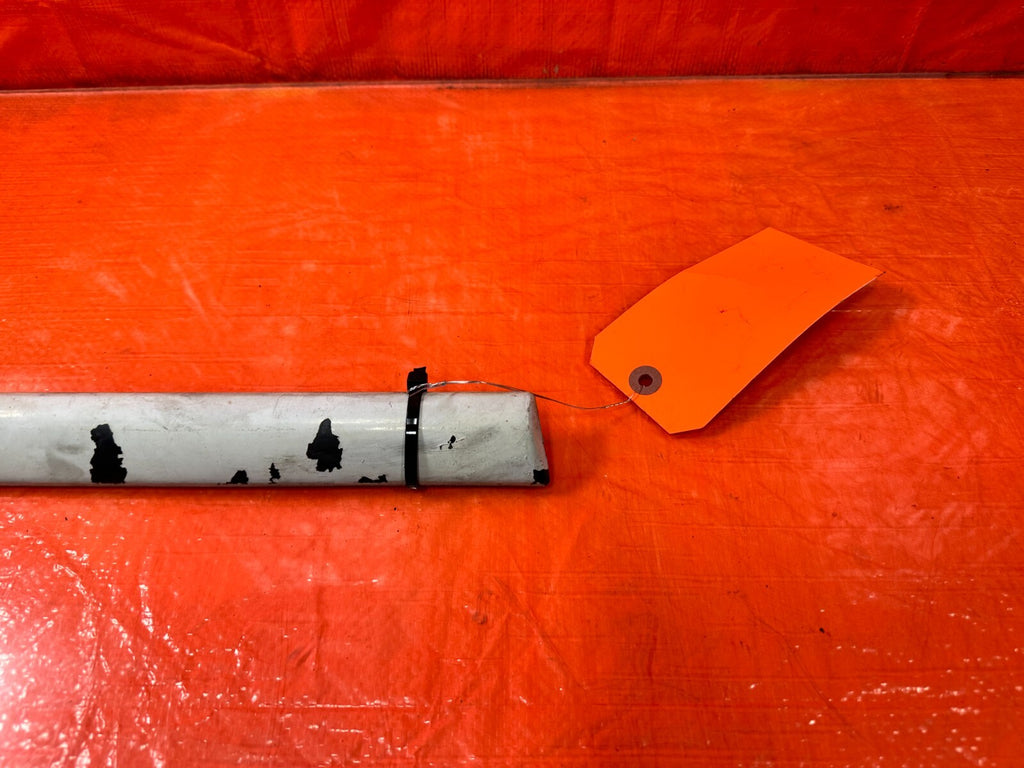 94 01 ACURA INTEGRA 2D   PASSENGER RIGHT REAR QUARTER PANEL SIDE MOLDING OEM 2811