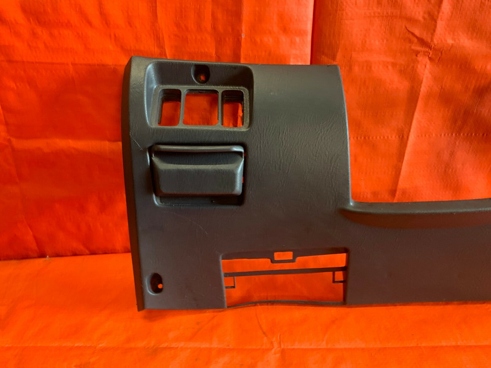 99 00 HONDA CIVIC SI EM1   UNDER STEERING COLUMN KNEE TRIM PANEL   TYPE K GRAY3