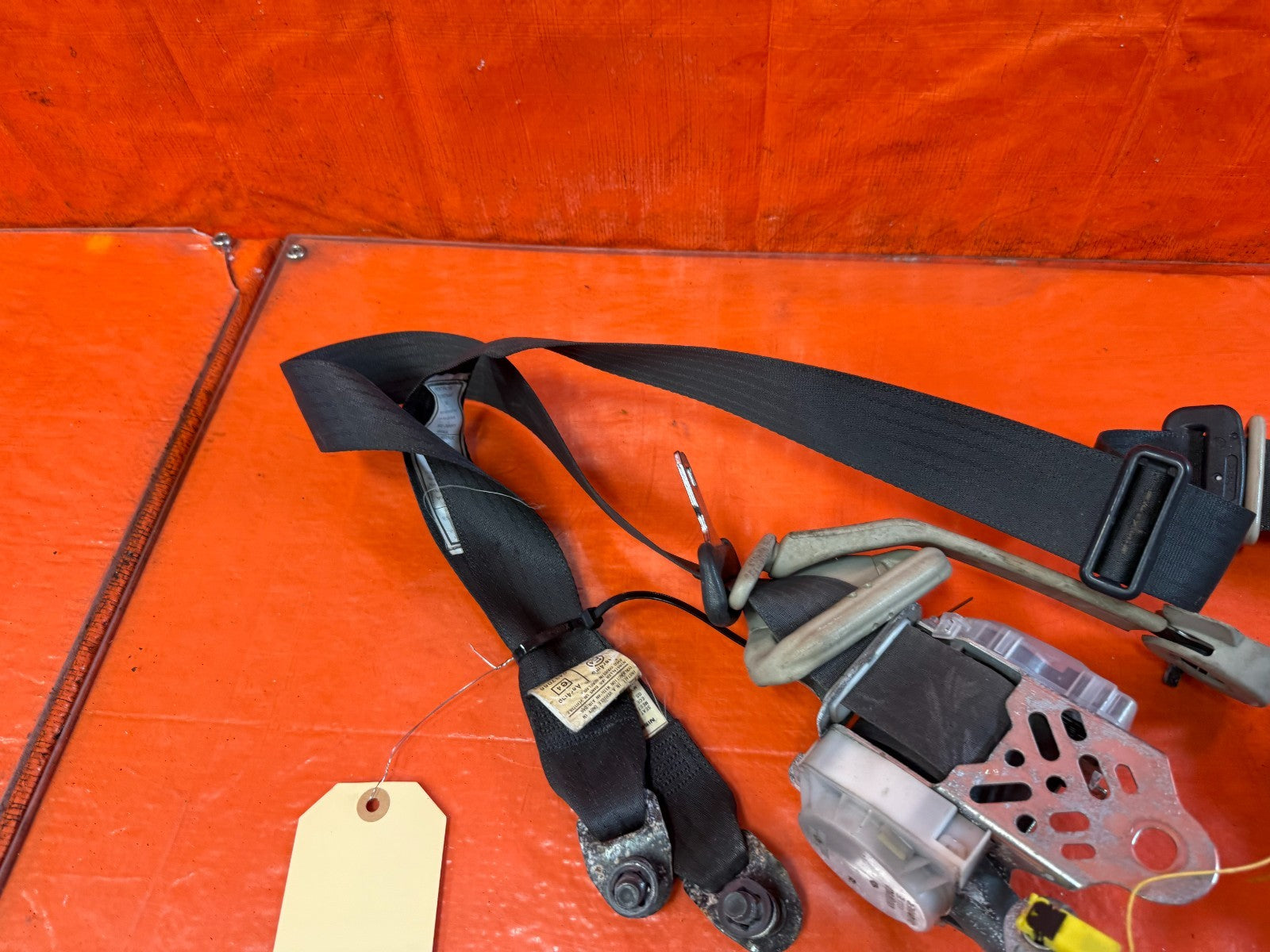 08 13 INFINITI G37 COUPE 2D   LEFT & RIGHT FRONT SEAT BELTS   OEM FACTORY #3289