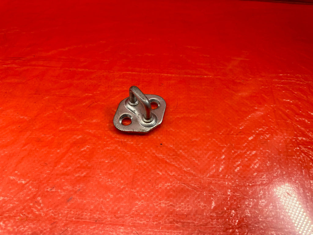 04 14 ACURA TSX   DOOR STRIKER HOOK LATCH LOCK LEFT RIGHT FRONT REAR   OEM 196 18