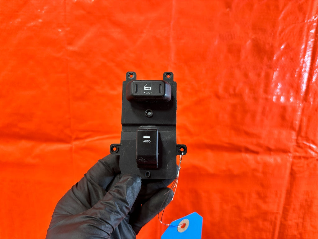 12 16 HYUNDAI GENESIS COUPE   WINDOW SWITCH   PASSENGER RIGHT SIDE   OEM #3180